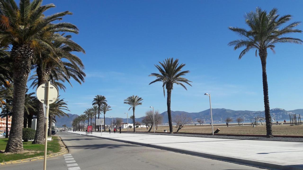 Estudio Karina Beach-4 Empuriabrava Εξωτερικό φωτογραφία